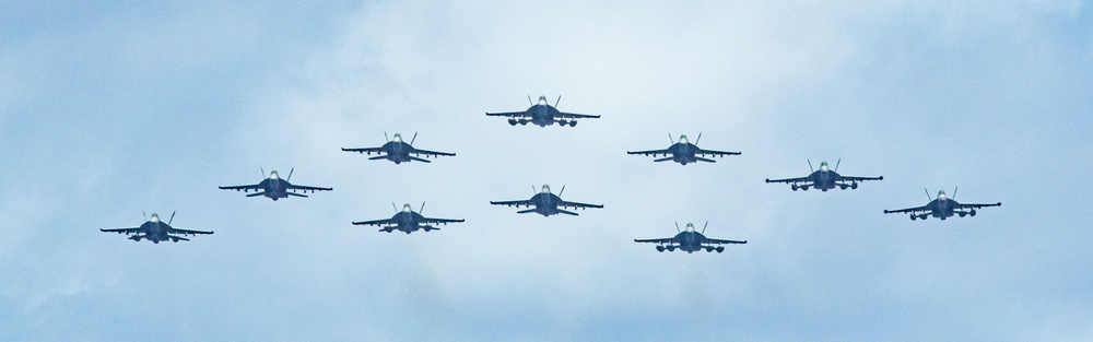 USS Ronald Reagan (CVN 76) conducts air combat-skills practice