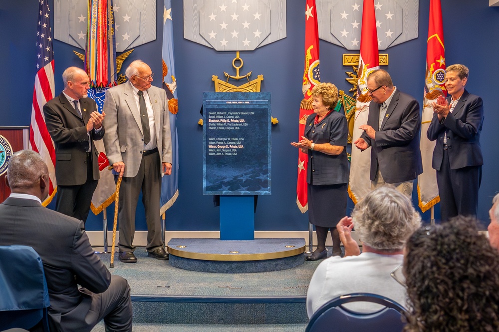 Hall of Heroes Induction Ceremony for Army Pvt. Wilson and Pvt. Shadrach