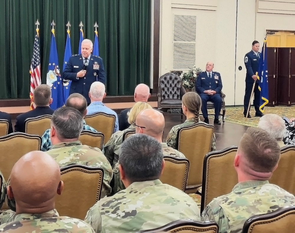 DVIDS - Images - AFIMSC Welcomes new AFCEC commander [Image 12 of 18]