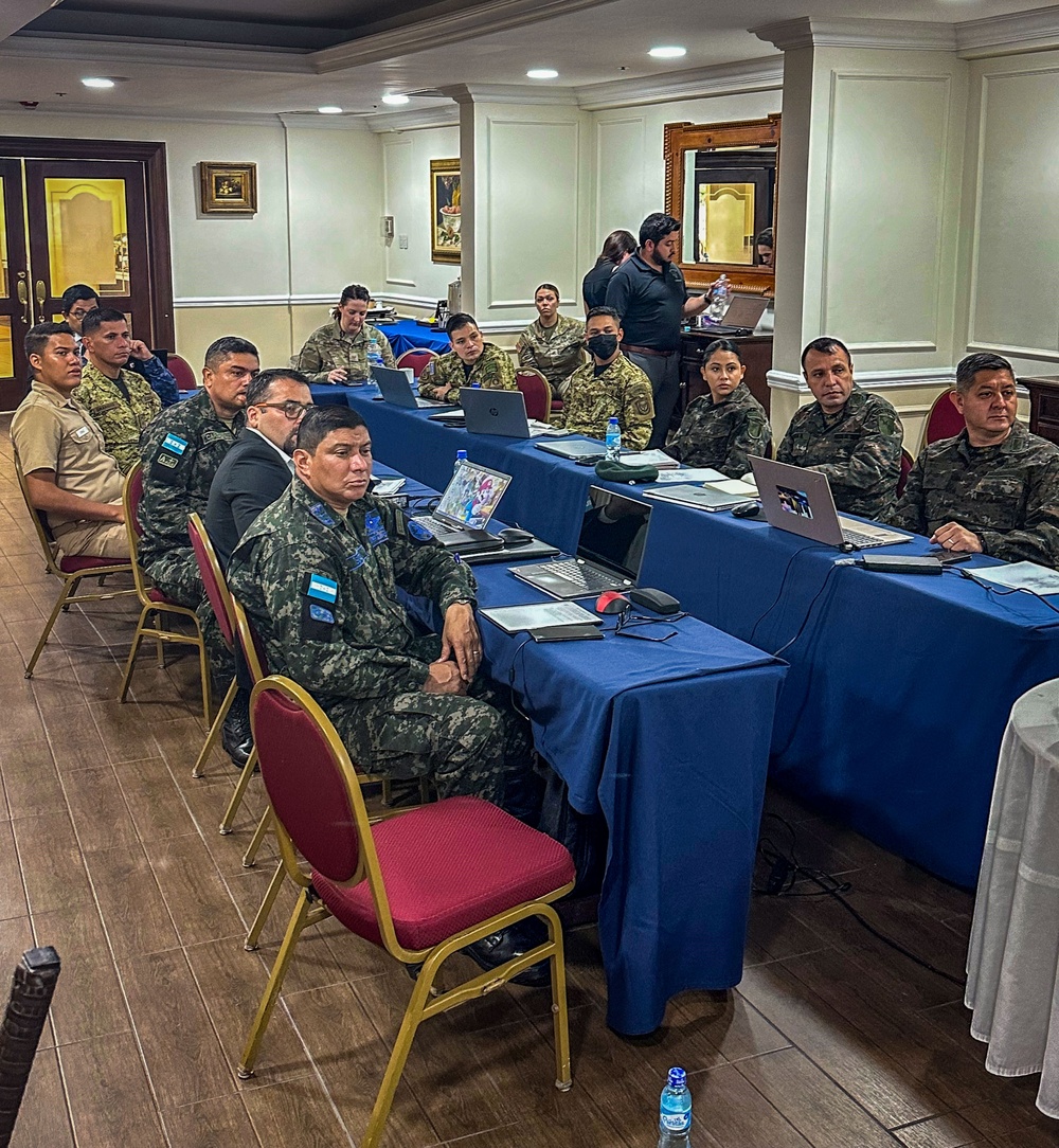 US Army South, US Southern Command spearhead intelligence subject matter expert exchange in El Salvador