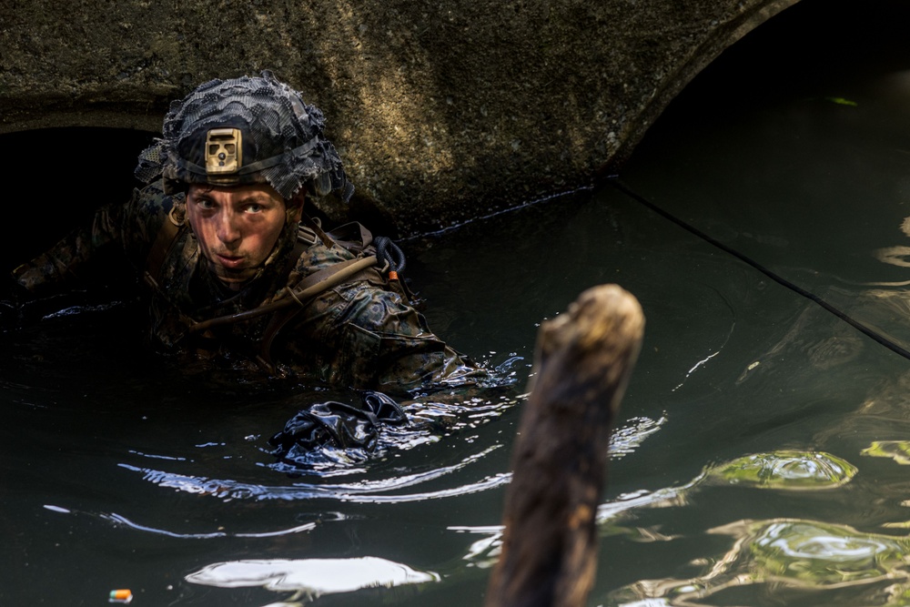 12th MLR Marines Take on the E-Course at JWTC