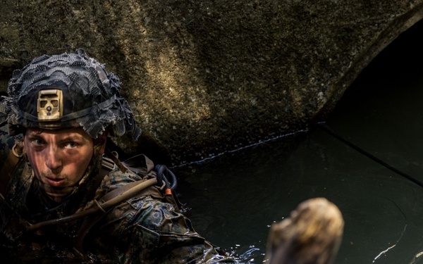 12th MLR Marines Take on the E-Course at JWTC