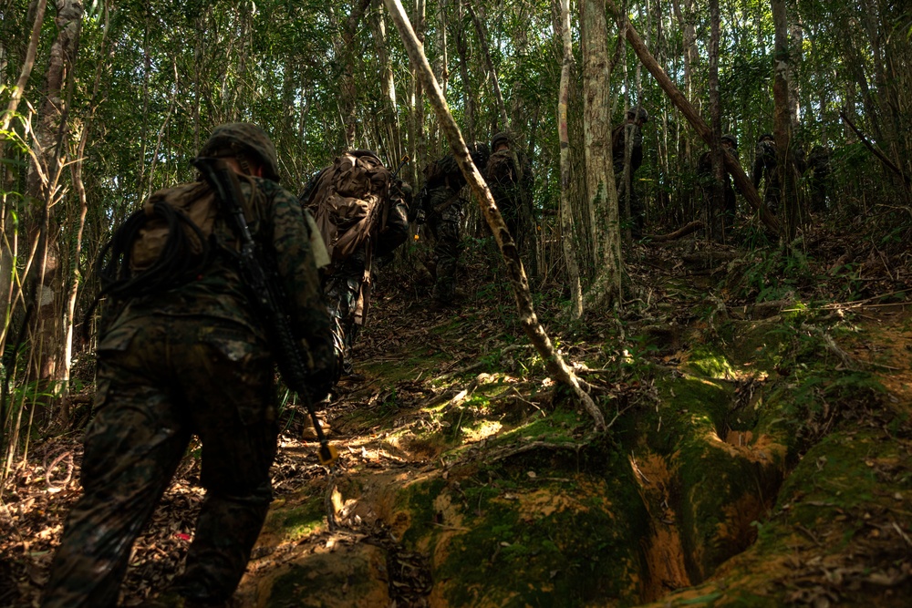 12th MLR Marines Take on the E-Course at JWTC