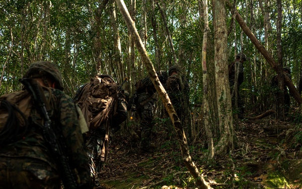 12th MLR Marines Take on the E-Course at JWTC