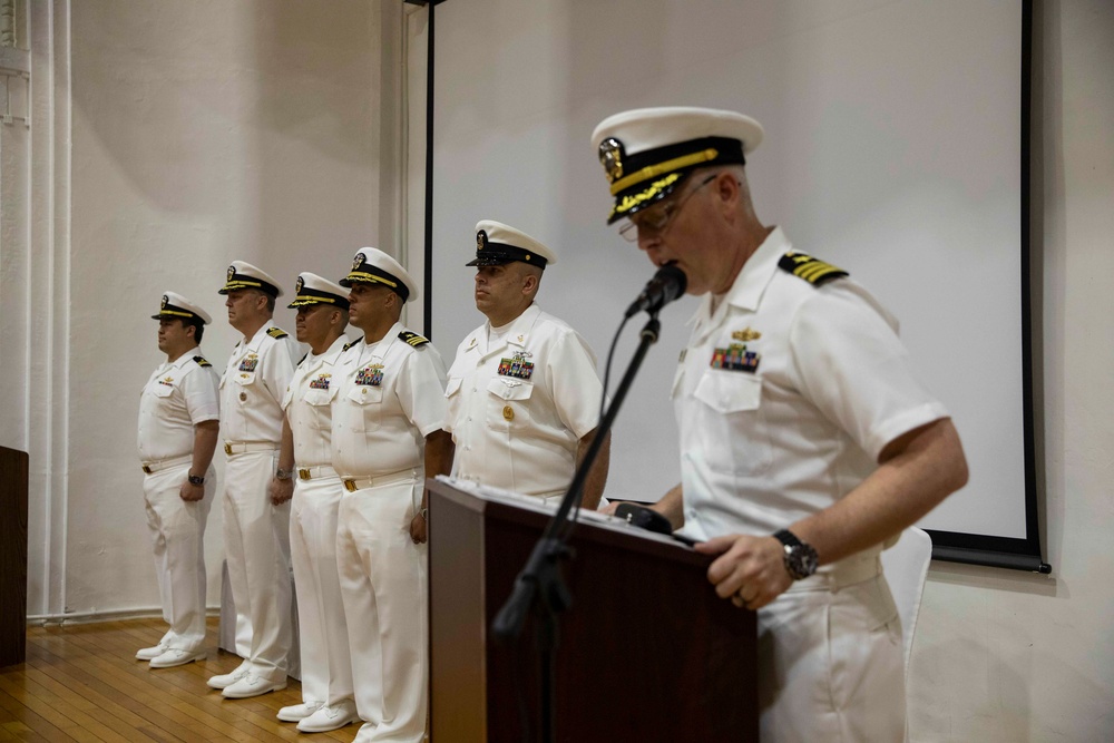 USS Ralph Johnson Conducts Change of Command Ceremony
