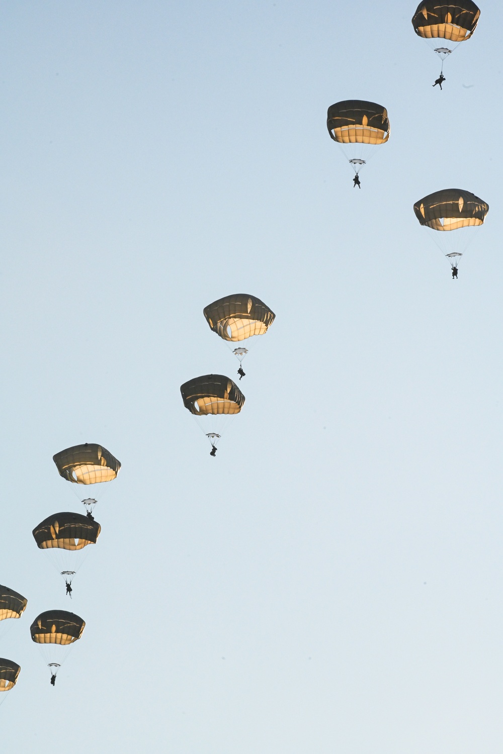 DVIDS - Images - 173rd Airborne Brigade - Heavy Drop with Artillery ...