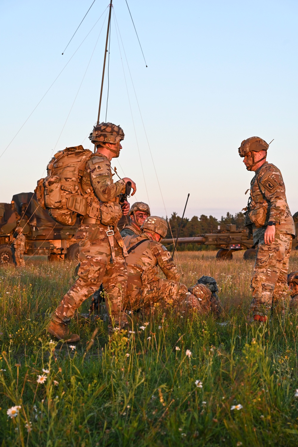 173rd Airborne Brigade - Heavy Drop with Artillery Live Fire