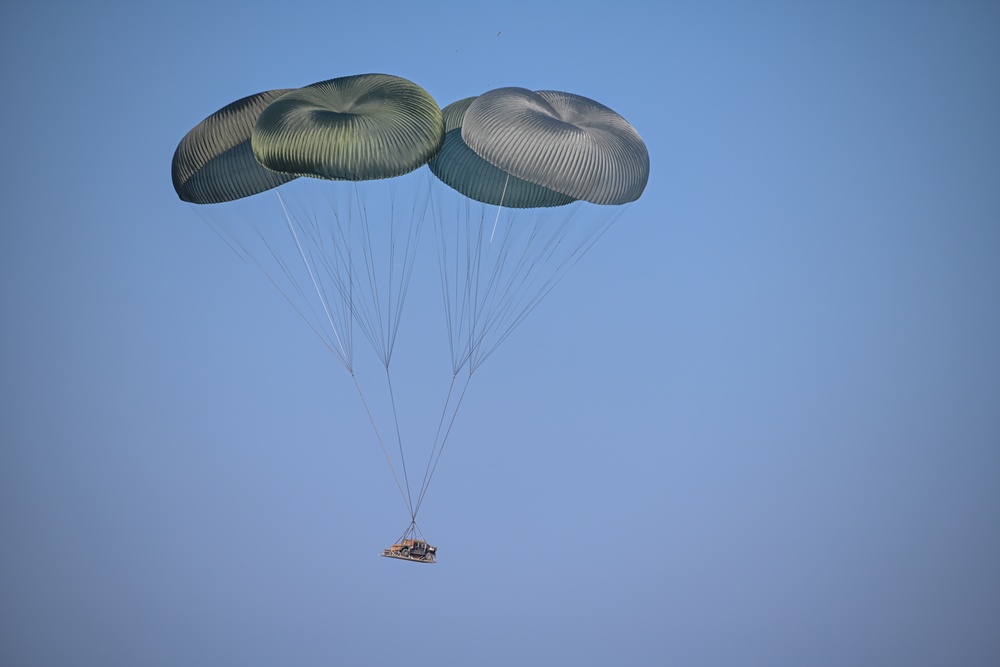 Sky Soldiers Conduct Airborne Ops