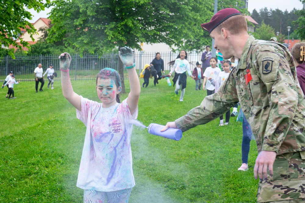 Netzaberg Elementary School Color Run