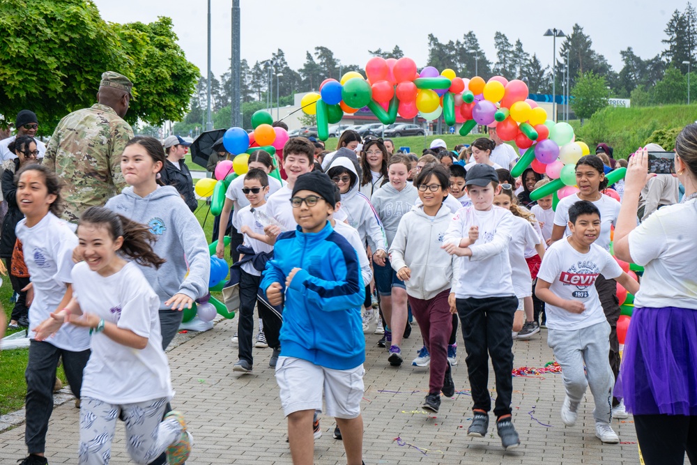 Netzaberg Elementary School Color Run