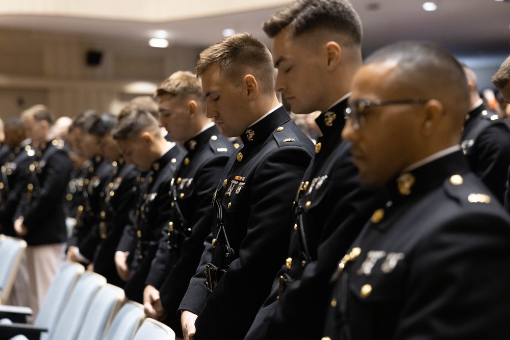 Officers graduate with Bravo Company, TBS