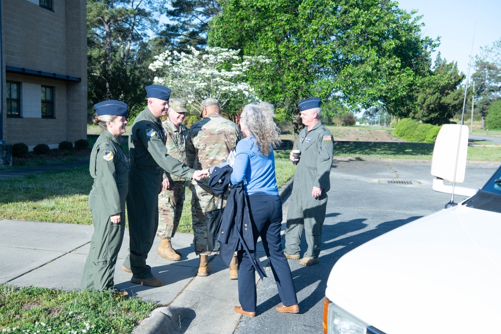 Major General Derin S. Durham from 4th Air Force visits 916th Air Refueling Wing