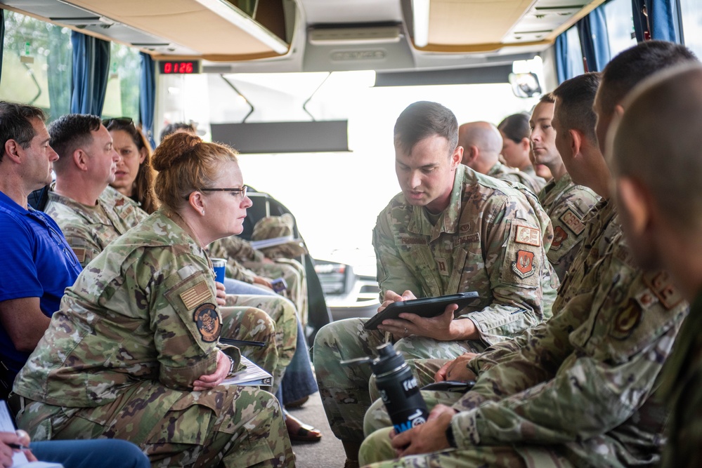 86 AW commander engages with 86 CEG during immersion experience