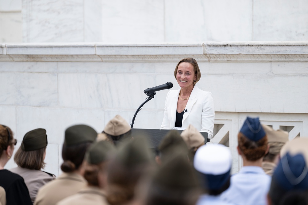 Members of the Sea Services Leadership Association Visit Arlington National Cemetery