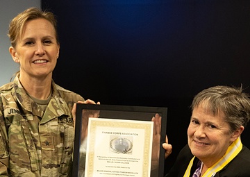 Military Pay Operations director receives Towson Medallion