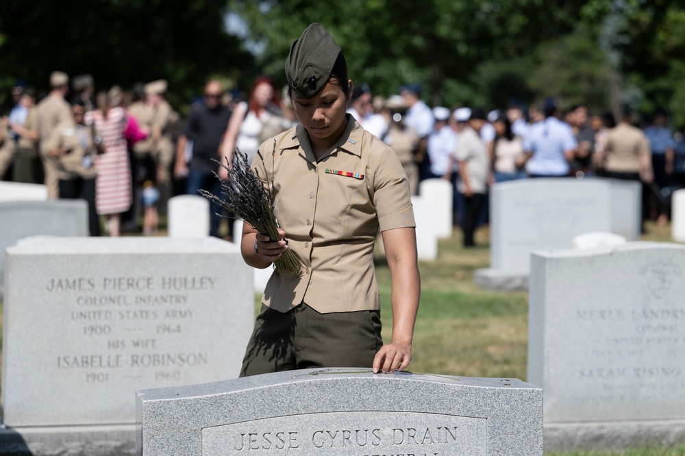 Members of the Sea Services Leadership Association Visit Arlington National Cemetery