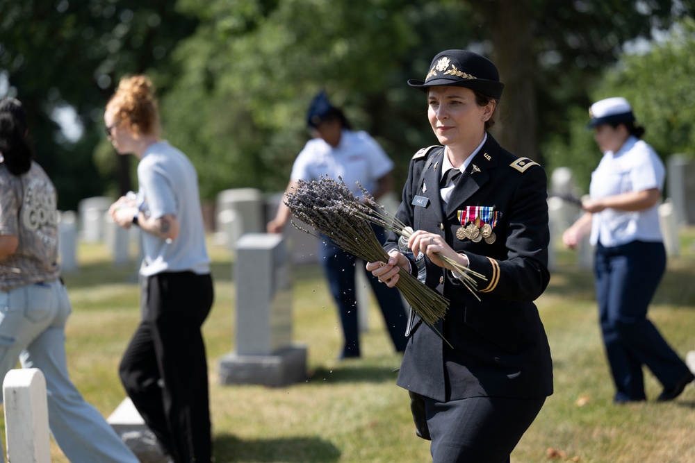 Members of the Sea Services Leadership Association Visit Arlington National Cemetery