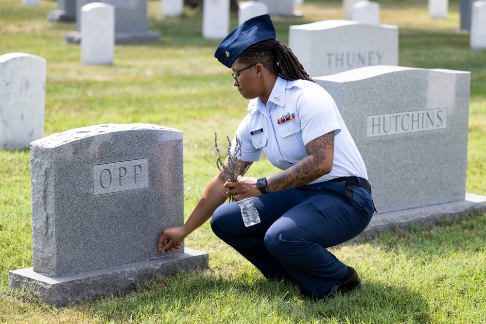 Members of the Sea Services Leadership Association Visit Arlington National Cemetery