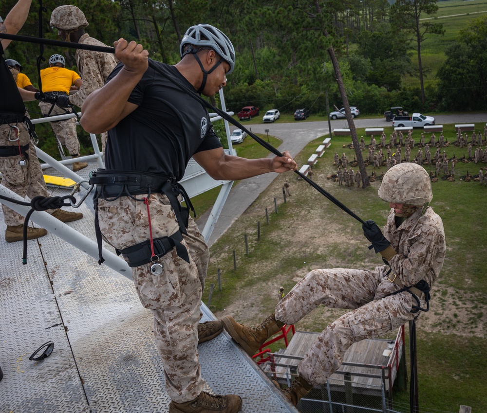 Golf Company Rappel Tower