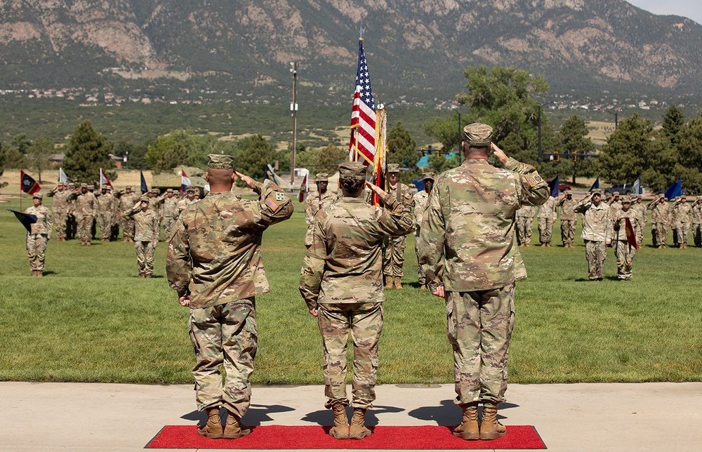 Trailblazer Battalion Welcomes New Leadership