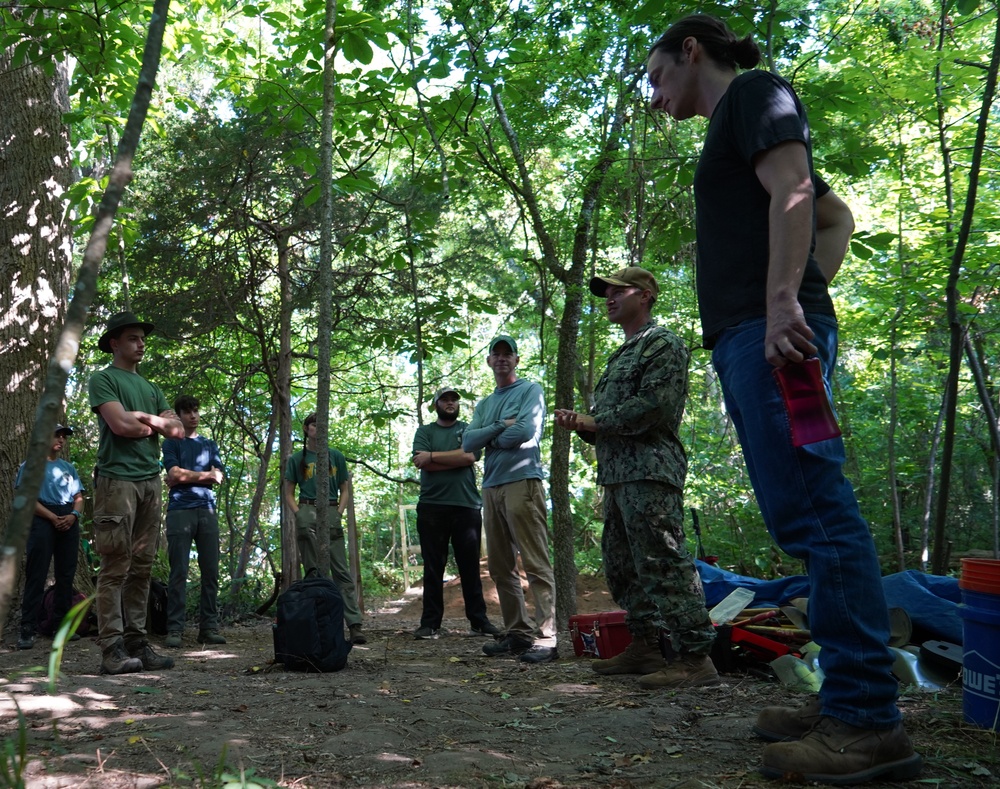 NWS Yorktown hosts archaeology field school