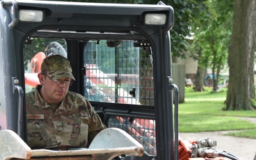 Iowa National Guard assists in debris removal