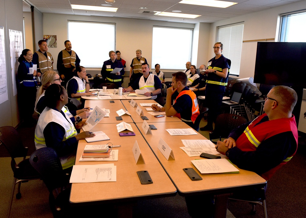 Seattle reservist train with Pacific Area Incident Management Assist Team