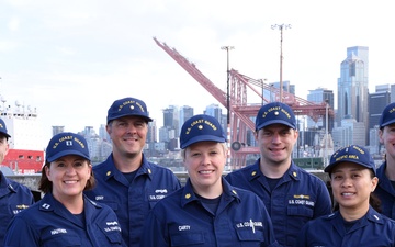 Seattle reservist train with Pacific Area Incident Management Assist Team