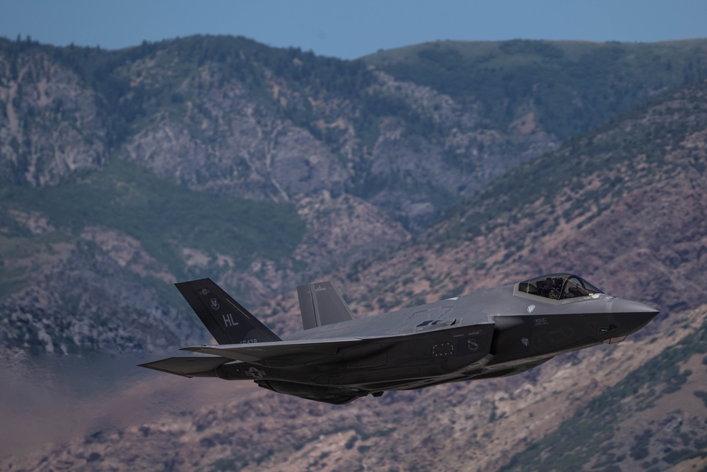 F-35A Demo Team at Warriors over the Wasatch Airshow 2024