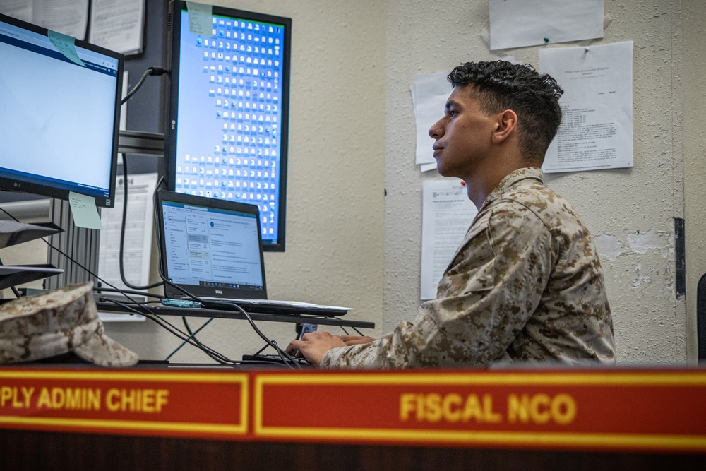 1/7 Marines awarded Service Member of the Quarter