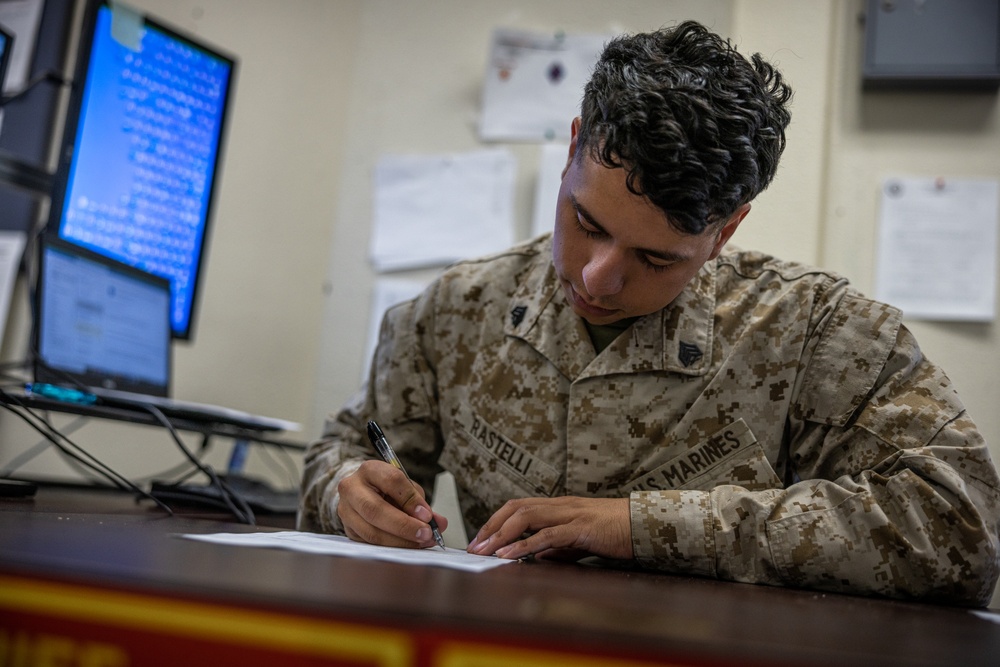 1/7 Marines awarded Service Member of the Quarter