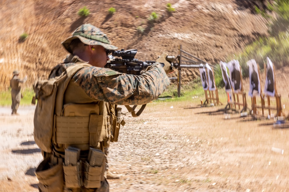 3/2 Executes Live Fire Short Bay Range