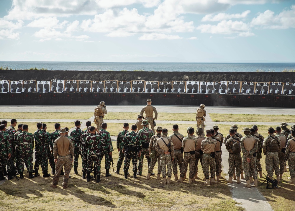 15th MEU, Partner Nations Hold Marksmanship Training During RIMPAC 2024