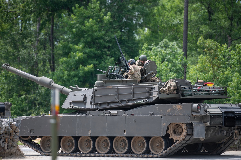 4-118th conducts Crew Gunnery Qualification