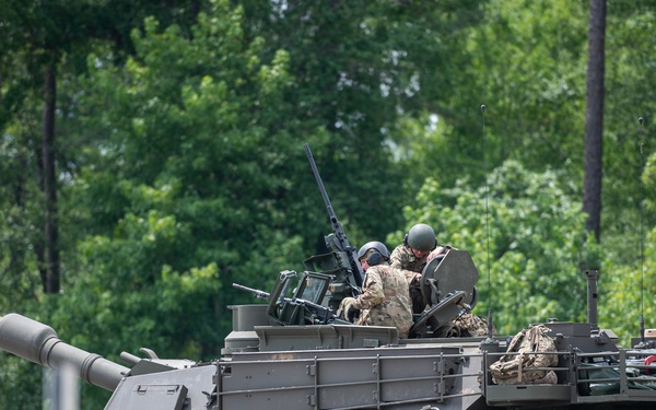 4-118th conducts Crew Gunnery Qualification