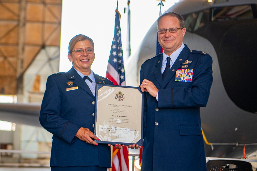 Col. Lerdon retires after 35 years of service