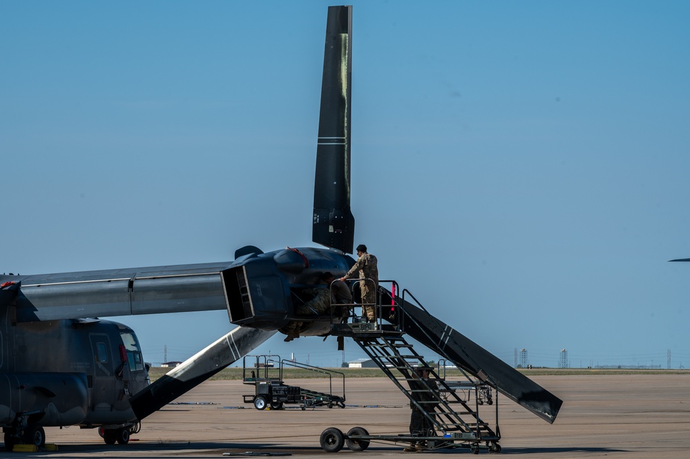 CV-22 Maintenance