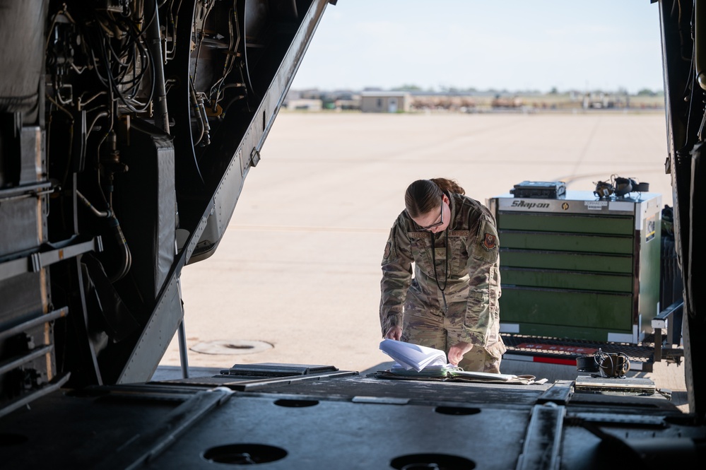 CV-22 Maintenance