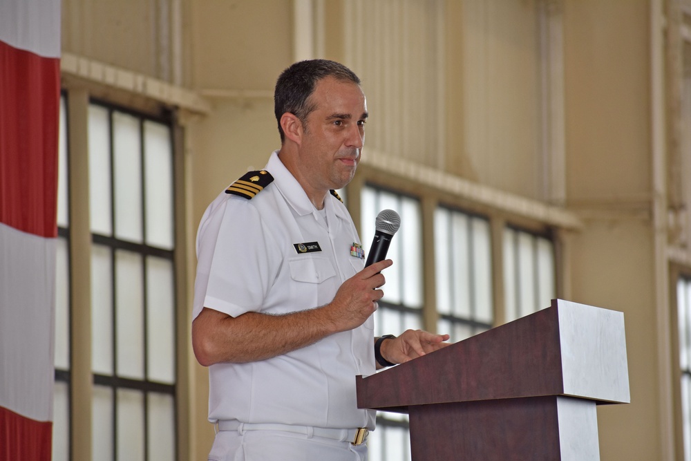 Naval Hospital Jacksonville graduates family medicine physicians