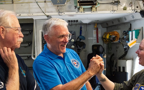 Honorary Commanders tour the 436th MGG