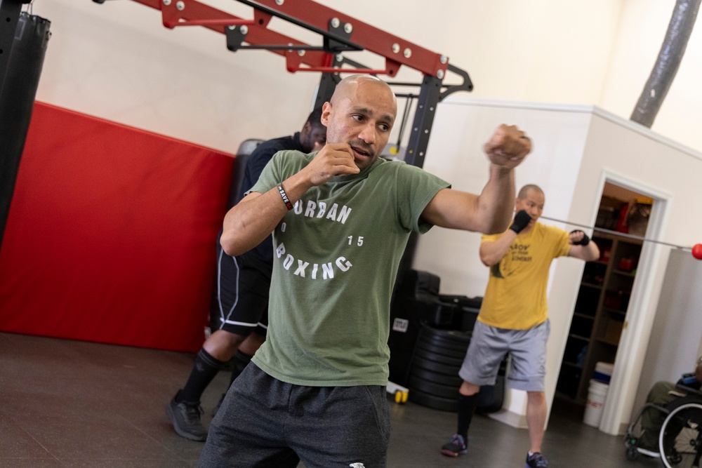 Walter Reed Hold Weekly Adaptive Boxing Class
