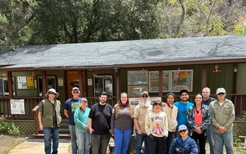 NAVFAC EXWC volunteers help spruce up national park visitor center