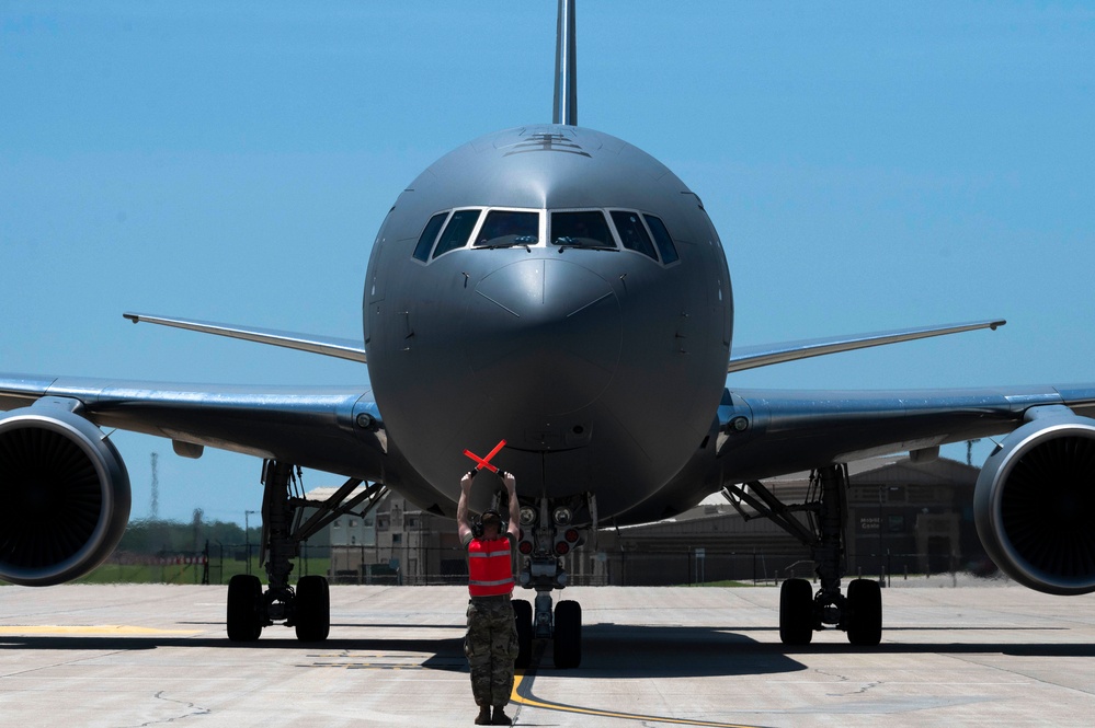 22 ARW completes first 45-hour nonstop KC-46 flight around the world