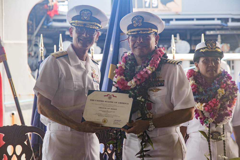 Navy Medicine Readiness and Training Command Pearl Harbor Conducts Change of Command