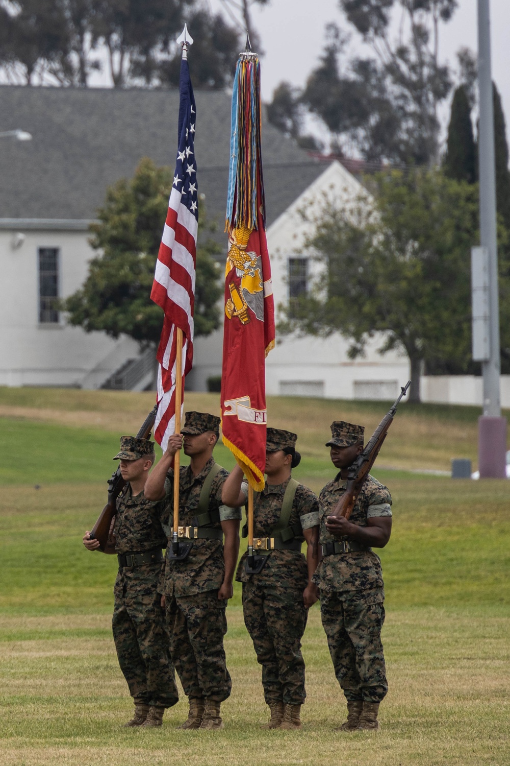 1st MARDIV holds change of command ceremony