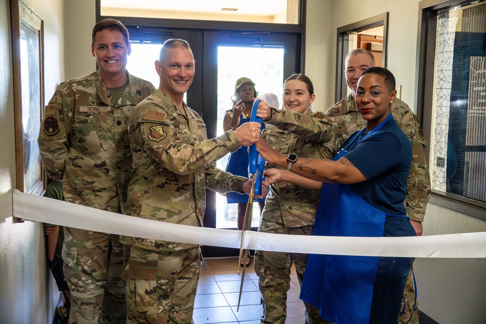 Sheppard AFB: Sasha Elaine Salon Ribbon Cutting