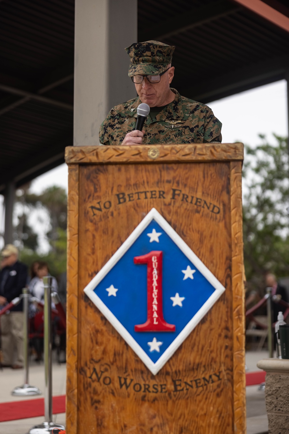 1st MARDIV holds change of command ceremony