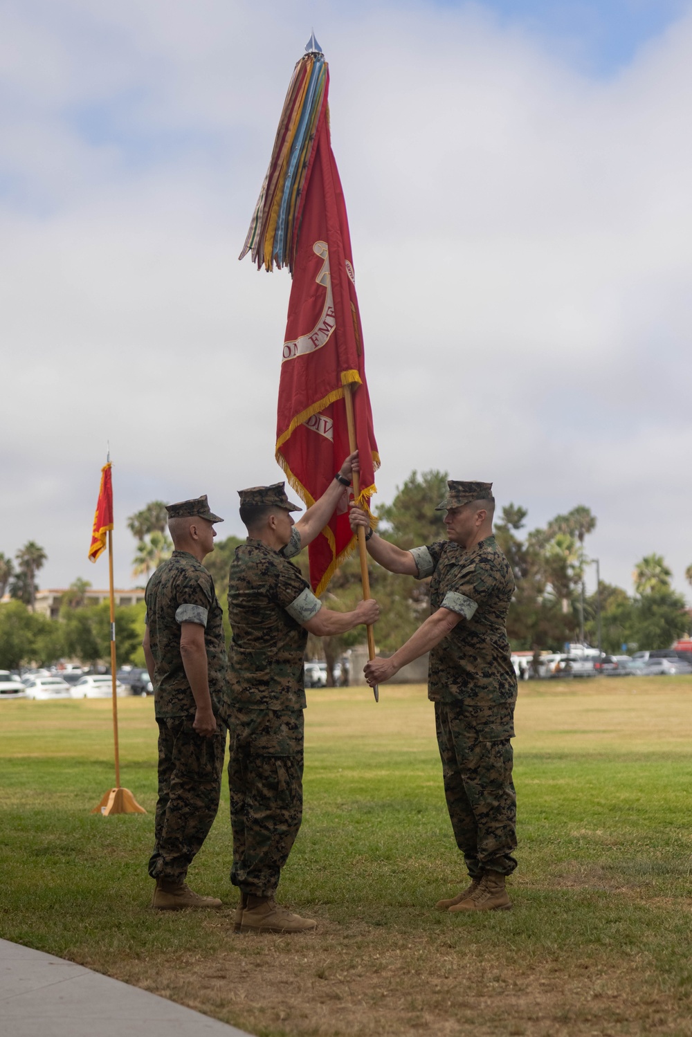 1st MARDIV holds change of command ceremony