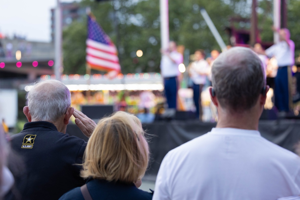 The U.S. Army Band and Chorus perform Fourth of July concert in Philadelphia