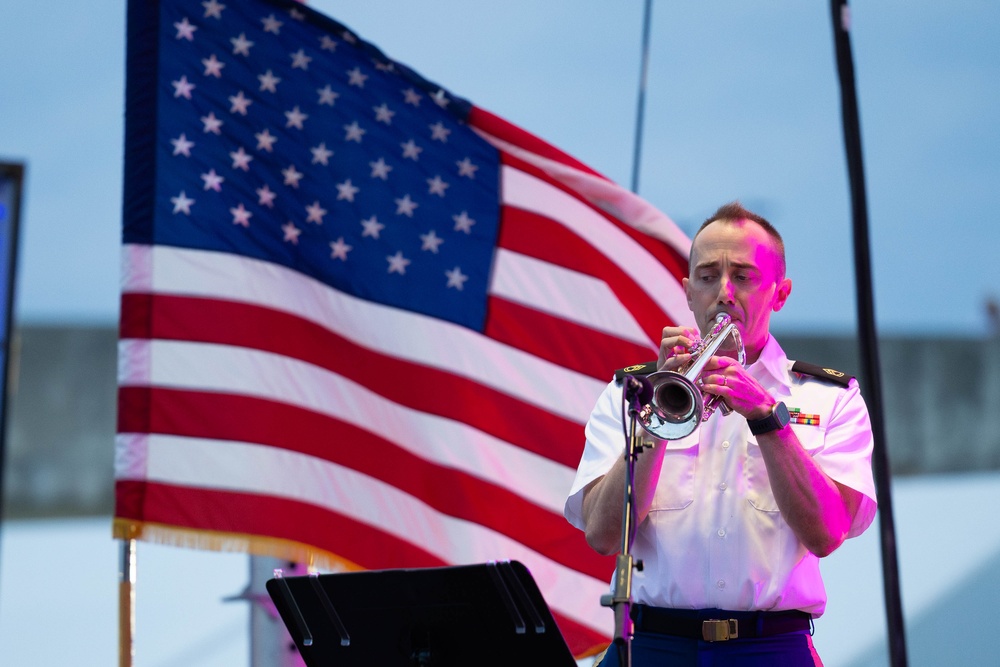 The U.S. Army Band and Chorus perform Fourth of July concert in Philadelphia